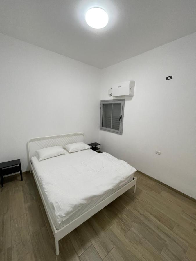 Apartment בעמק בעיצוב מודרני וחמים *